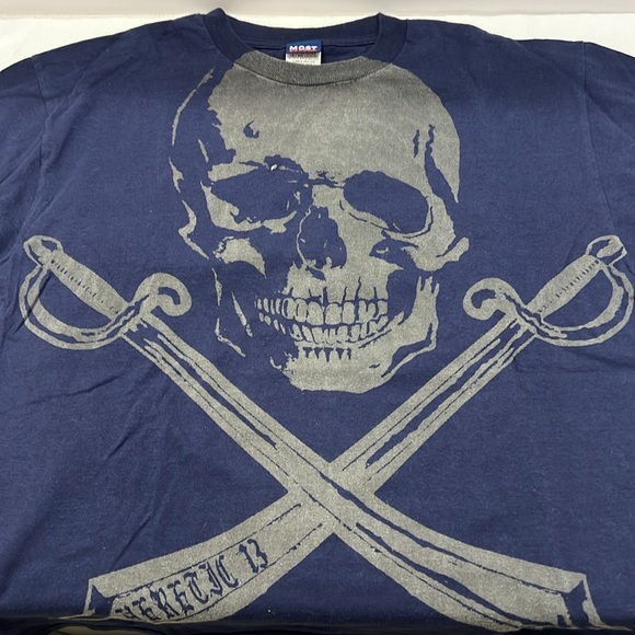 Most long sleeve shirt blue with the skull in the front size large - Picture 4 of 5